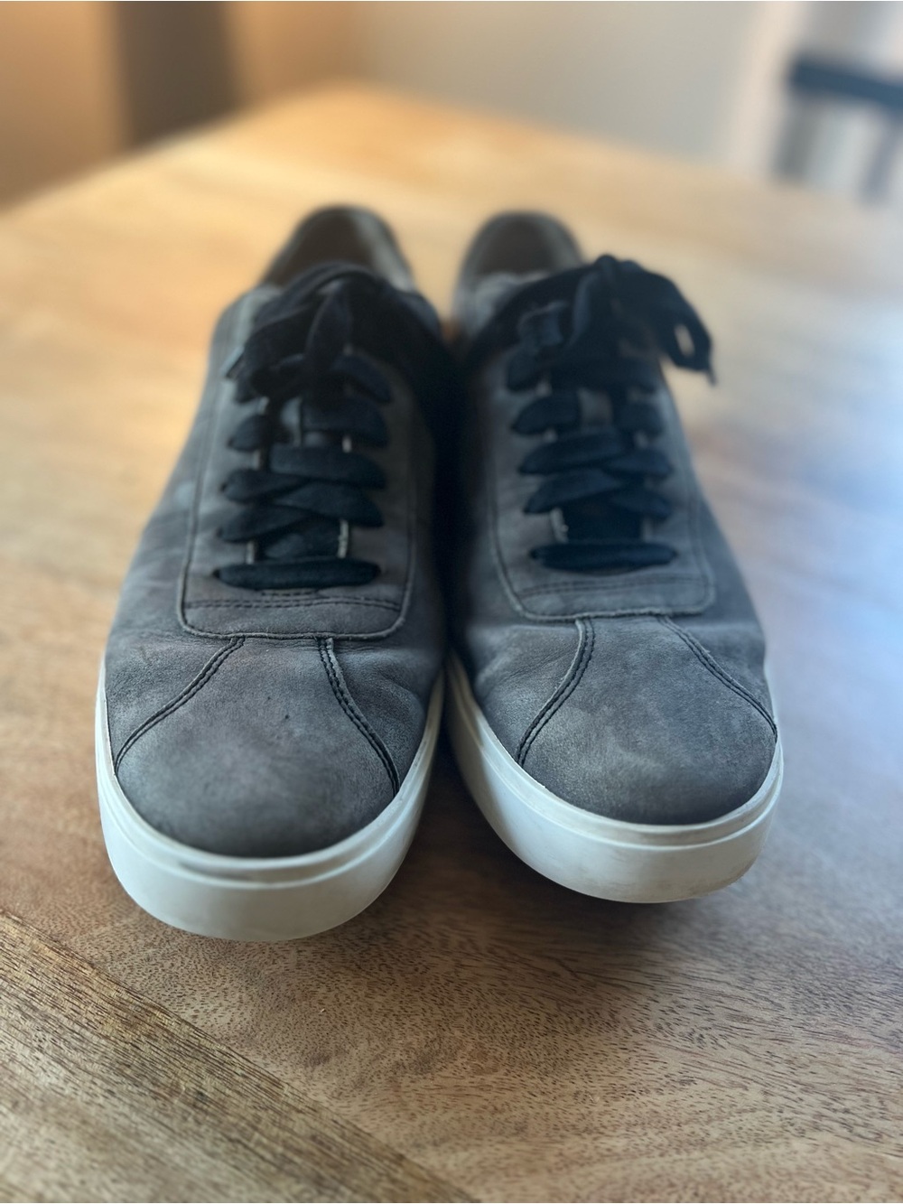 Vince Men's Grey Suede Casual Sneakers - Comfortable Low-Top Shoes size 8.5
